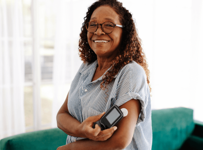 Woman using CGM